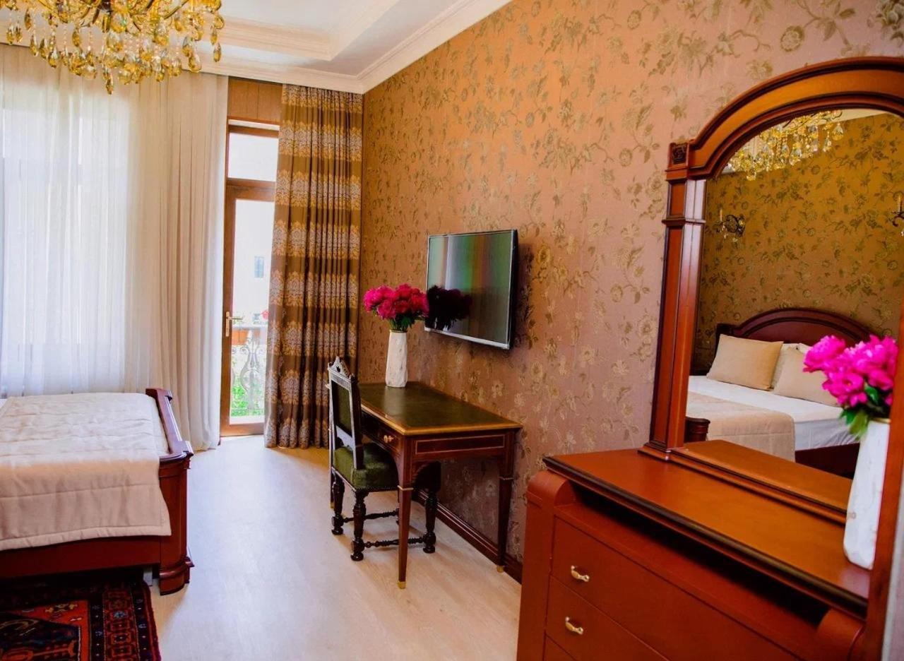 Royal Antique Boutique Hotel Baky Esterno foto