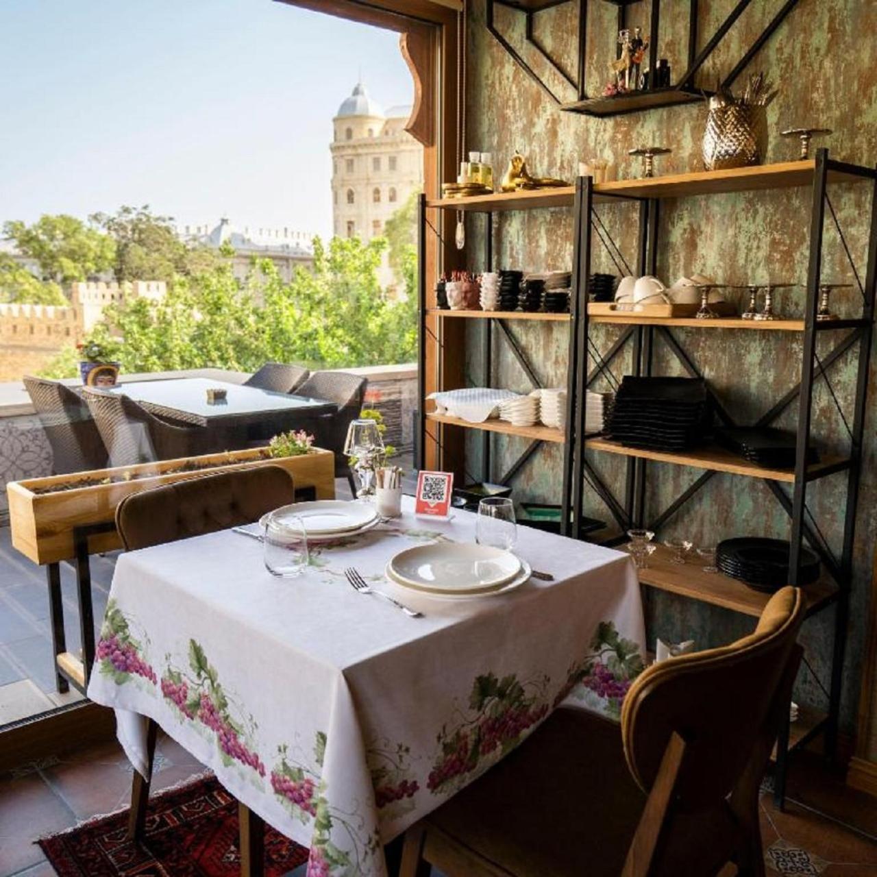 Royal Antique Boutique Hotel Baky Esterno foto