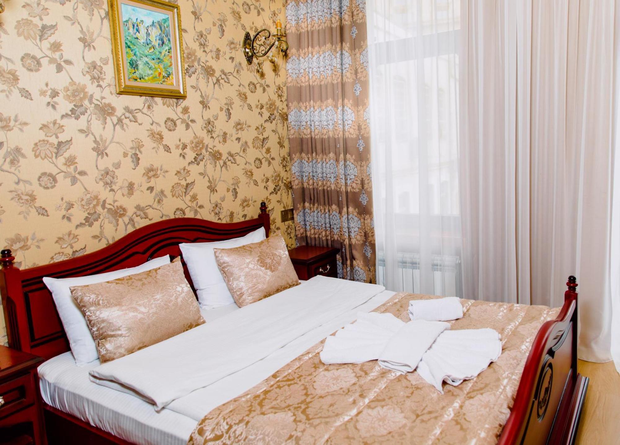 Royal Antique Boutique Hotel Baky Esterno foto