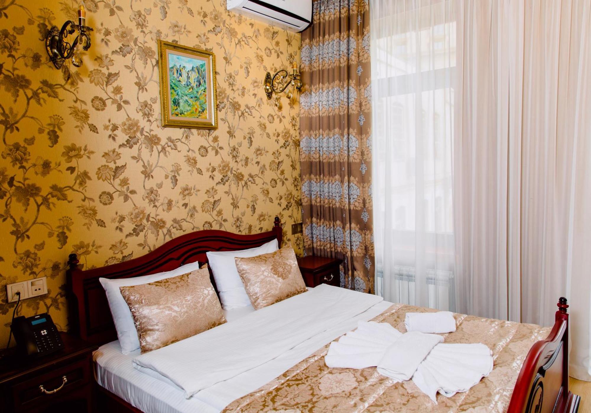 Royal Antique Boutique Hotel Baky Esterno foto